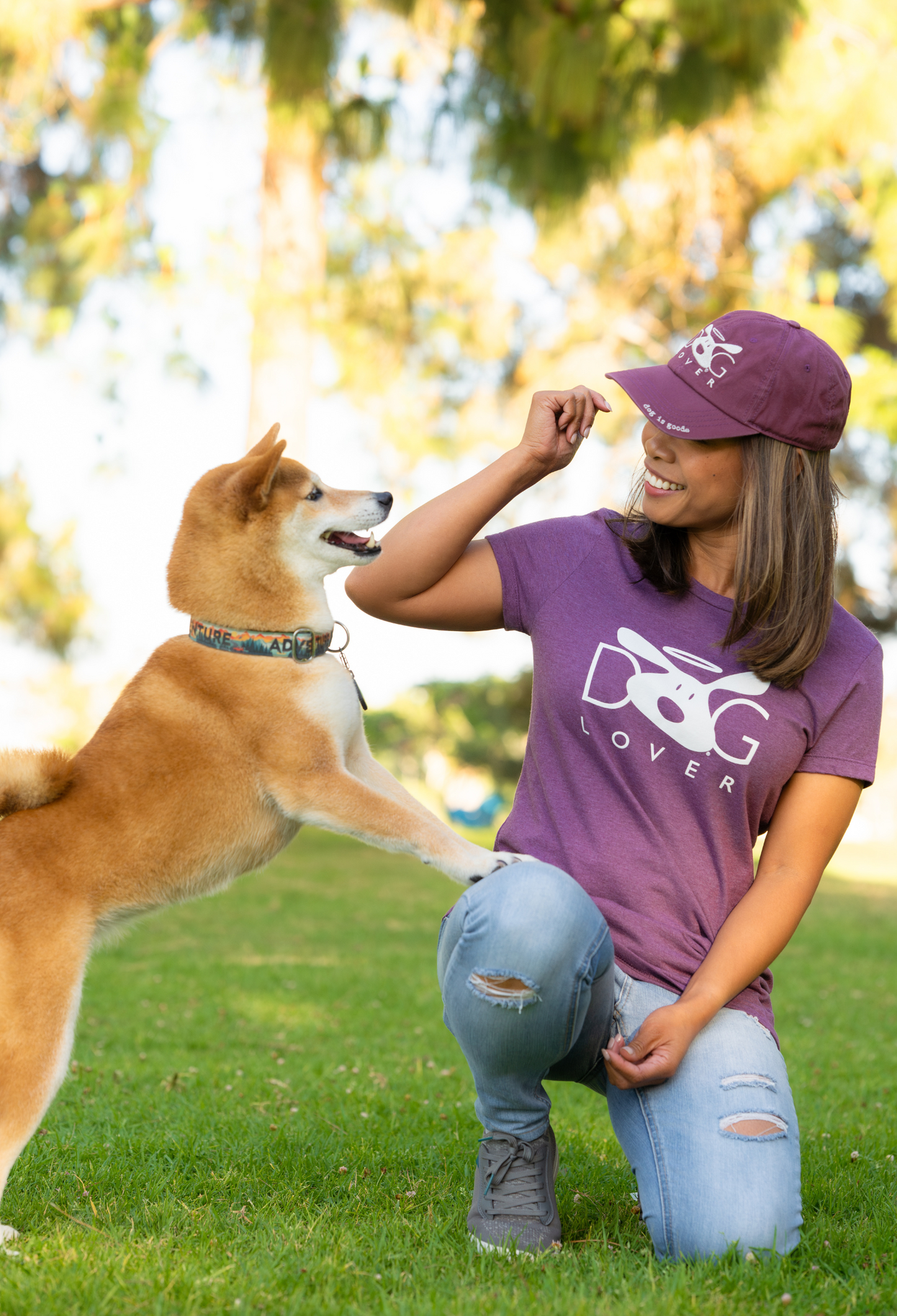 T-shirt: Dog Lover (Plum)
